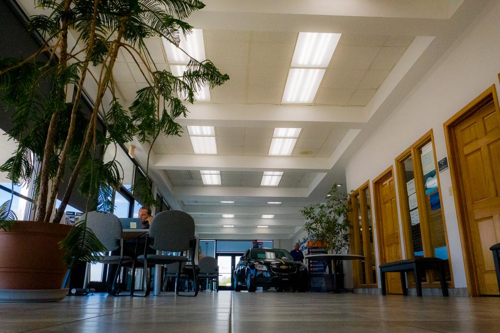 Dealership gallery photo 1